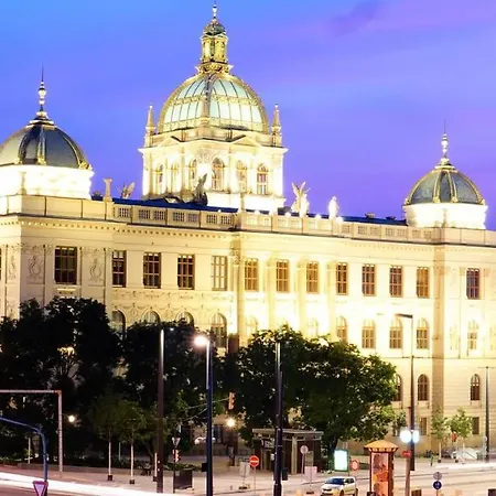 Appartamento Luxurious Studio Casa Royal Praga